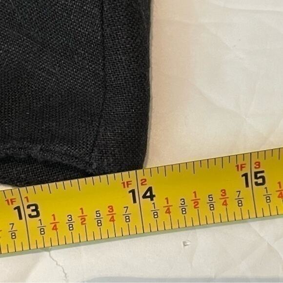 Tailor B Moss Black & White Embroidered Cutout Skirt With Peek A-Boo Hem Size 2 - Picture 9 of 10